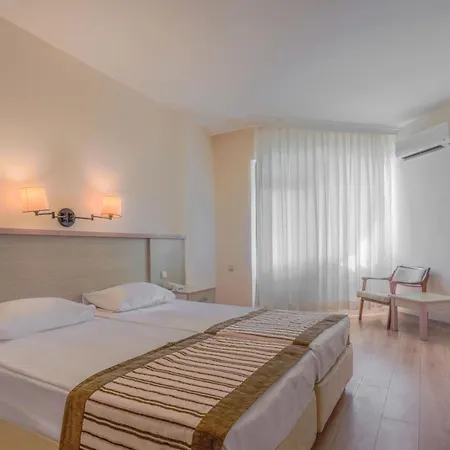 Sural Garden Resort 3*