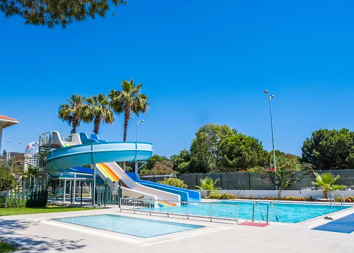 Sural Garden منتجع 3*