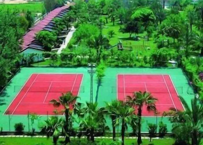 Sural Garden Semesteranläggning (resort) Side