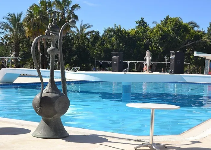 Sural Garden 3* Sidé