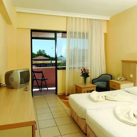 Sural Garden אתר נופש 3*